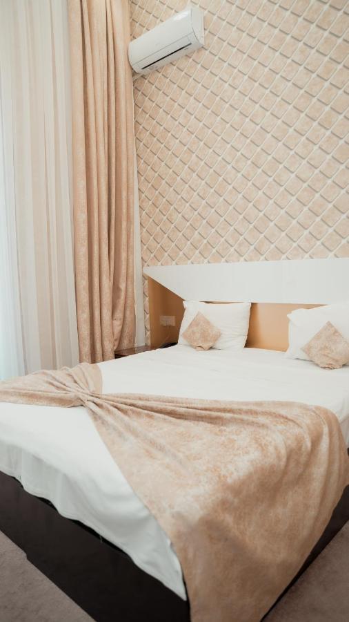 Dionis Hotel バクー エクステリア 写真