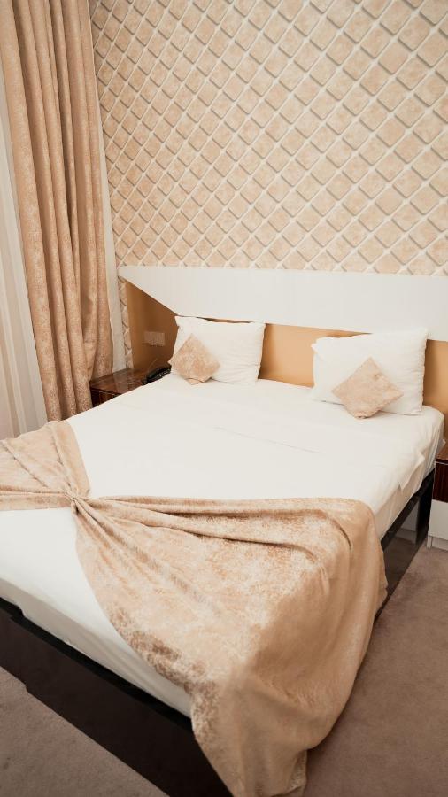 Dionis Hotel バクー エクステリア 写真