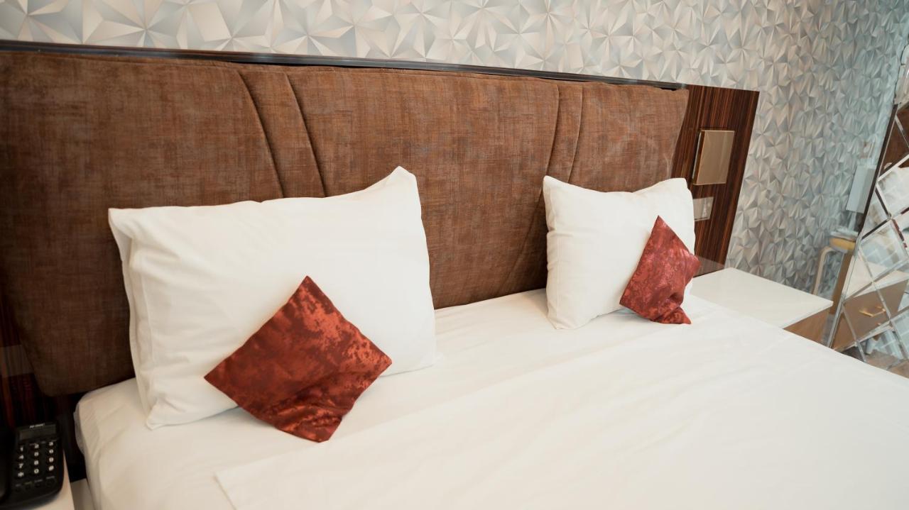 Dionis Hotel バクー エクステリア 写真